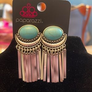 Paparazzi earrings